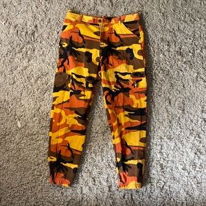 camo leggings